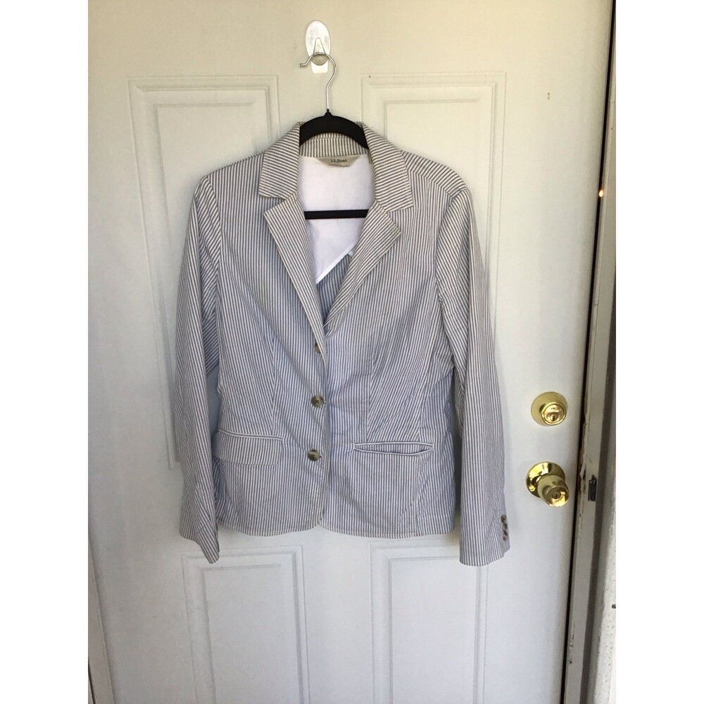 Vintage LL Bean seersucker blazer
